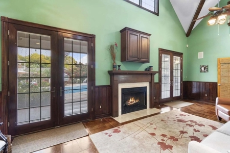 Stately Estate with Guest House on 9 Acres Starkville MS - image 31