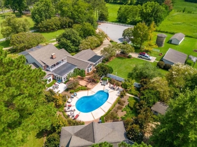 Stately Estate with Guest House on 9 Acres Starkville MS - image 39