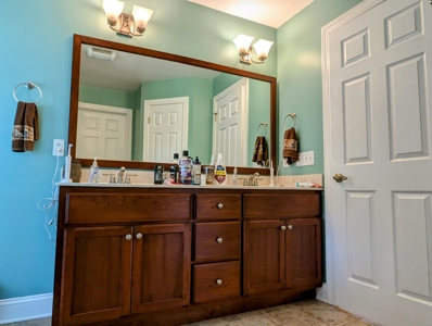 Country Home for Sale in Pilot VA - image 4