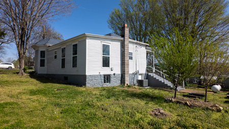 Home for sale in Town in Oregon County - image 5