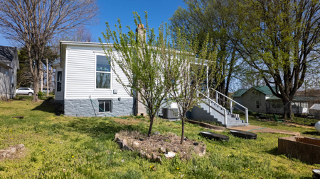 Home for sale in Town in Oregon County - image 3