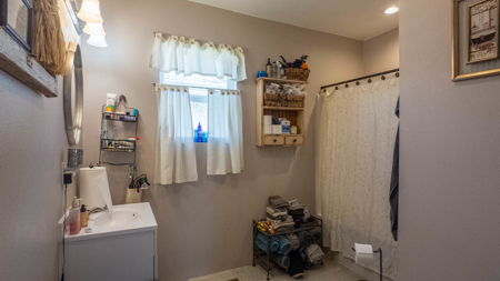 Home for sale in Town in Oregon County - image 17