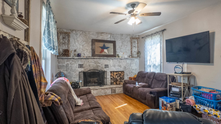 Home for sale in Town in Oregon County - image 31