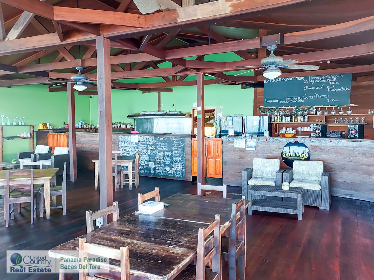 Overwater B&B & Restaurant — Isla Solarte, Bocas del Toro - 19