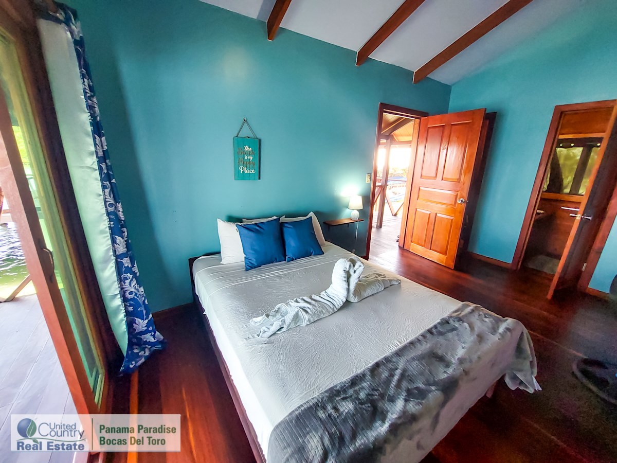 Overwater B&B & Restaurant — Isla Solarte, Bocas del Toro - 26