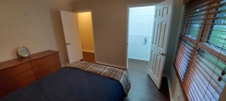 All brick 4 bed/2.5 bath home w/pool in desired neighborhood - image 7