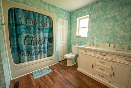 East Tennessee Retreat Hancock County Sneedvillle Country Home and Acreage for Sale - image 2