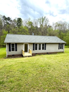 Kerr Lake Dream Home: 1344 sq ft of Small-Town Charm & Luxury - image 1