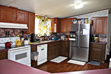 Expansive 23+ Acre Country Home for Sale in Bennettsville, SC - image 14