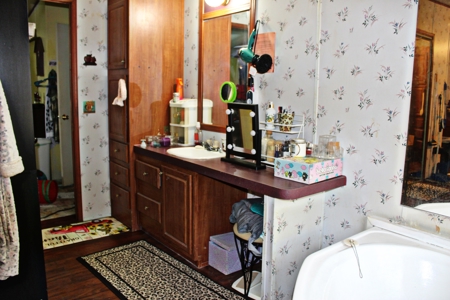 Expansive 23+ Acre Country Home for Sale in Bennettsville, SC - image 26