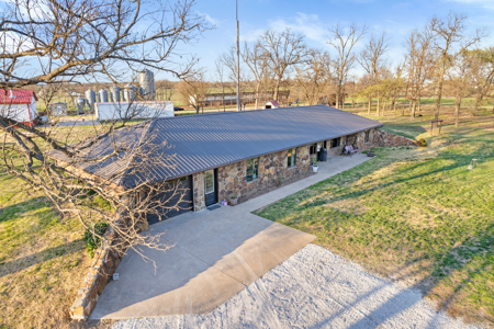 114 Acre Southwest Missouri Farm For Sale, 10 Pastures 3 Ponds, 2400 sq ft Home - image 3