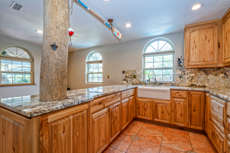 Coastal Escape with Rental Income on the Lamar Peninsula – Rockport, Texas - image 17