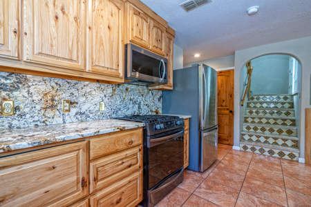 Coastal Escape with Rental Income on the Lamar Peninsula – Rockport, Texas - image 19