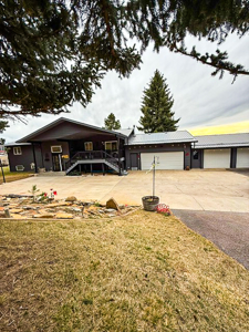 4 Bedroom 3 Bathroom on 3.62 Acres in Lewistown, Montana - image 38