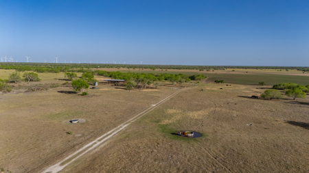 Rare 407-Acre Texas Ranch in Sandia, TX - image 6