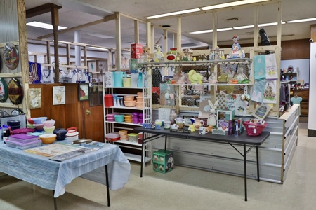 Picker's Mall / Peddlers Market for Sale in Bradford, TN - image 19