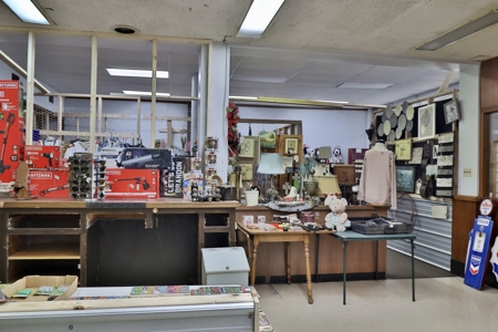 Picker's Mall / Peddlers Market for Sale in Bradford, TN - image 12