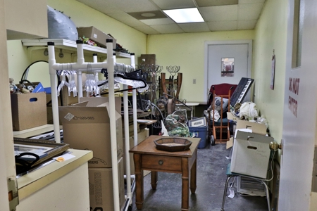 Picker's Mall / Peddlers Market for Sale in Bradford, TN - image 26