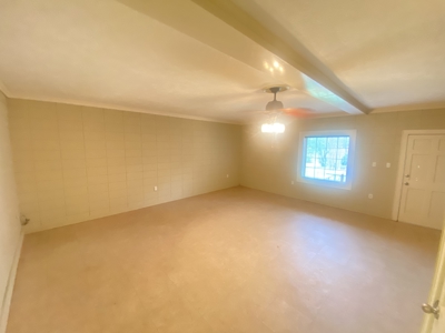 Lake View Home With Deck And Fireplace For Sale In Tennessee - image 13
