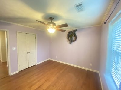 Lake View Home With Deck And Fireplace For Sale In Tennessee - image 10