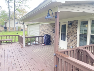 Lake View Home With Deck And Fireplace For Sale In Tennessee - image 27