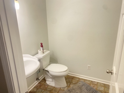 Lake View Home With Deck And Fireplace For Sale In Tennessee - image 24