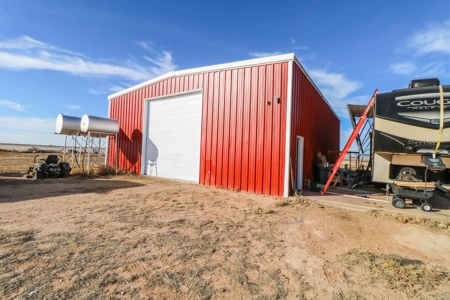 PERFECT Country Property! 4 bedroom Home w/ACREAGE and a BARN - image 31