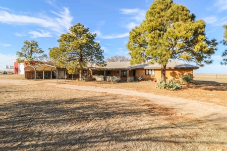 PERFECT Country Property! 4 bedroom Home w/ACREAGE and a BARN - image 35