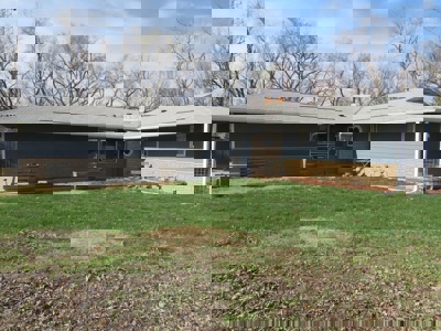 Home For Sale In Missouri Valley Iowa - image 33