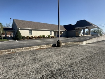 Prime Commercial Building & Lot, Multi-Purpose, Income Producing - image 4