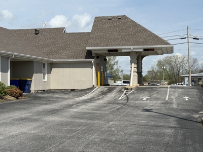 Prime Commercial Building & Lot, Multi-Purpose, Income Producing - image 18