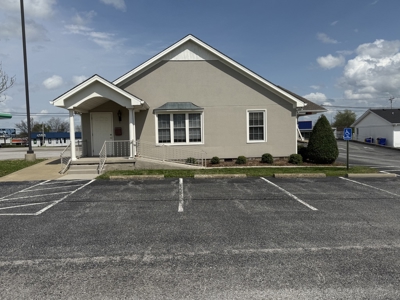Prime Commercial Building & Lot, Multi-Purpose, Income Producing - image 16