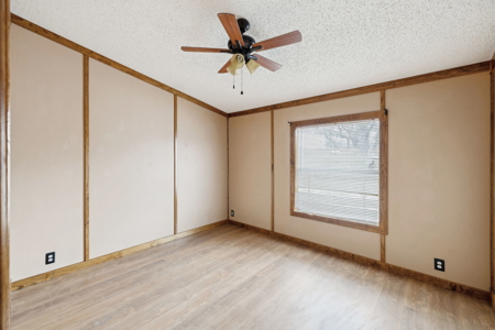 Small acreage with 2 homes at auction! - image 25