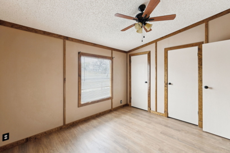 Small acreage with 2 homes at auction! - image 26