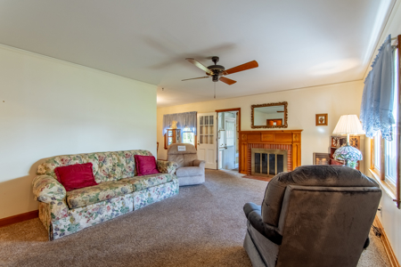 Brick Home for Sale near Hospital in Milan, Tennessee - image 2