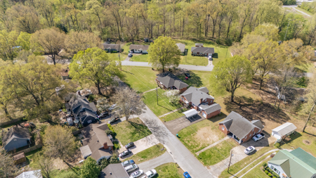 Brick Home for Sale near Hospital in Milan, Tennessee - image 35
