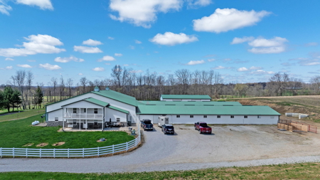 Equestrian Farm With Acreage For Sale in Knox County Ohio - image 3