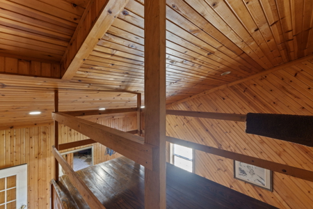 Equestrian Farm With Acreage For Sale in Knox County Ohio - image 10