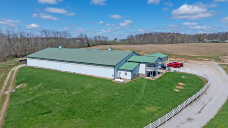 Equestrian Farm With Acreage For Sale in Knox County Ohio - image 18