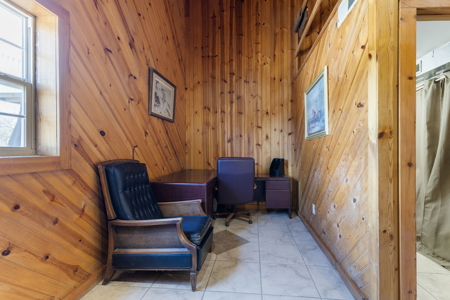 Equestrian Farm With Acreage For Sale in Knox County Ohio - image 15