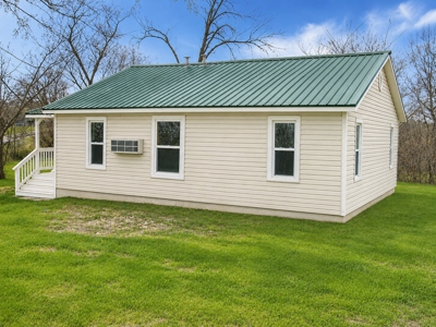 Move-In Ready Country Home on 3 Acres - Ozark County, MO - image 2