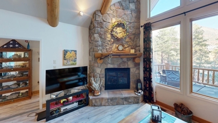 Luxury Black Lake Home with Lake Access Ridgway and Ouray - image 8