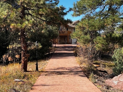 Luxury Black Lake Home with Lake Access Ridgway and Ouray - image 2