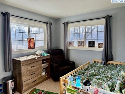 1972 Split Level 3 bed, 2 bath Home For Sale In La Crosse, WA - image 10