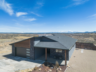 Modern Home in a Country Setting, Close to town amenities - image 20