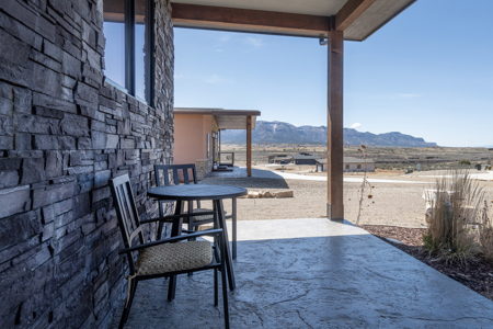 Modern Home in a Country Setting, Close to town amenities - image 8