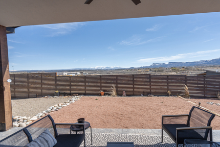 Modern Home in a Country Setting, Close to town amenities - image 24