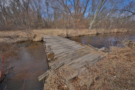 Nearly 1,000-acre Landholding for Sale in Wisconsin - image 8
