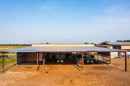 25+/- Acre Equestrian Property with Home & Barndominium - image 32