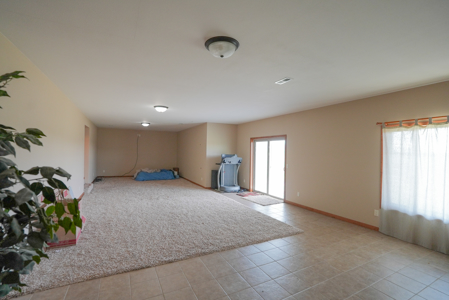 Custom Home on 3 Acres – Moravia, IA - image 21